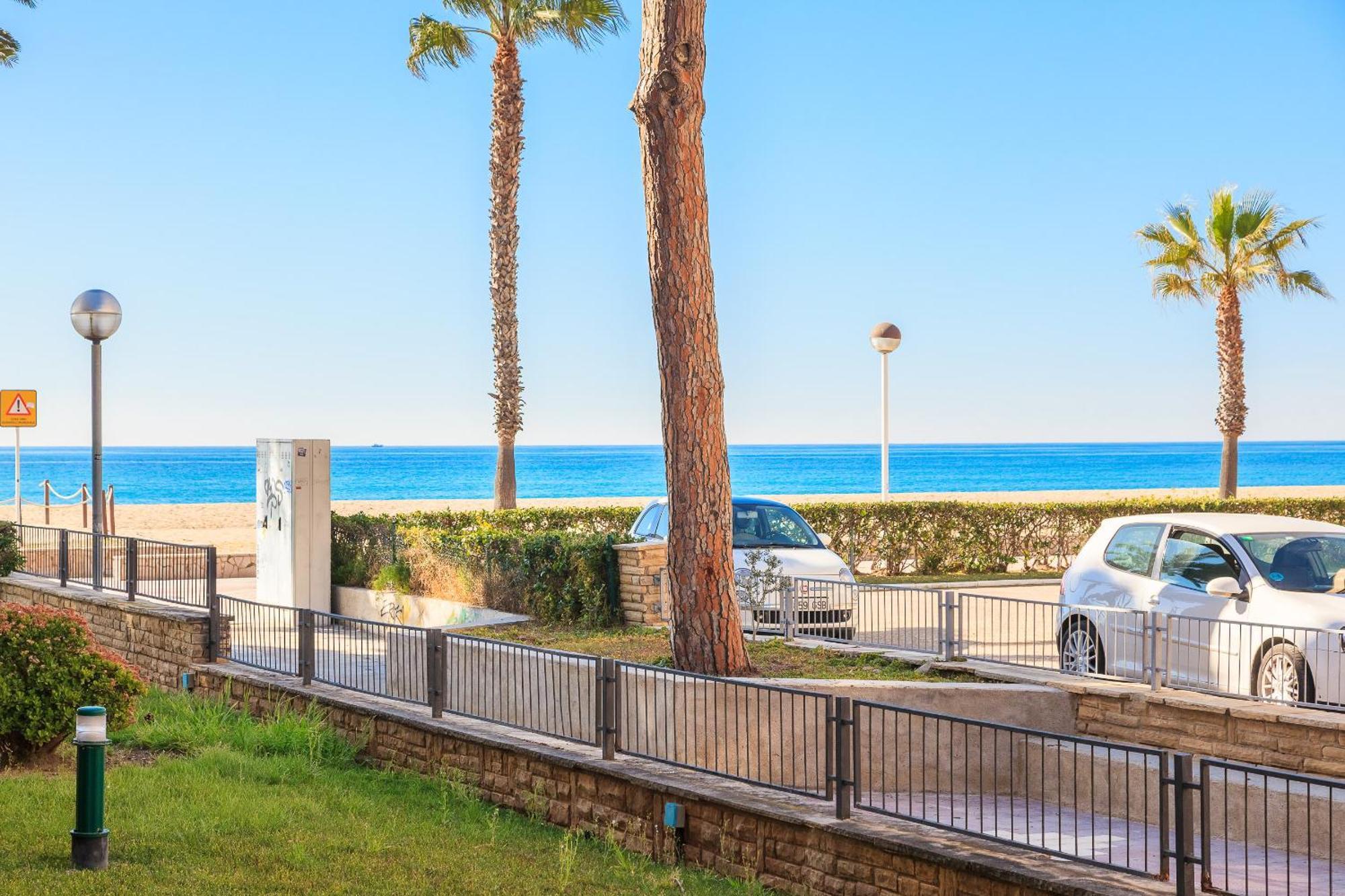 Uhc Dms Family Apartments Cambrils Quarto foto